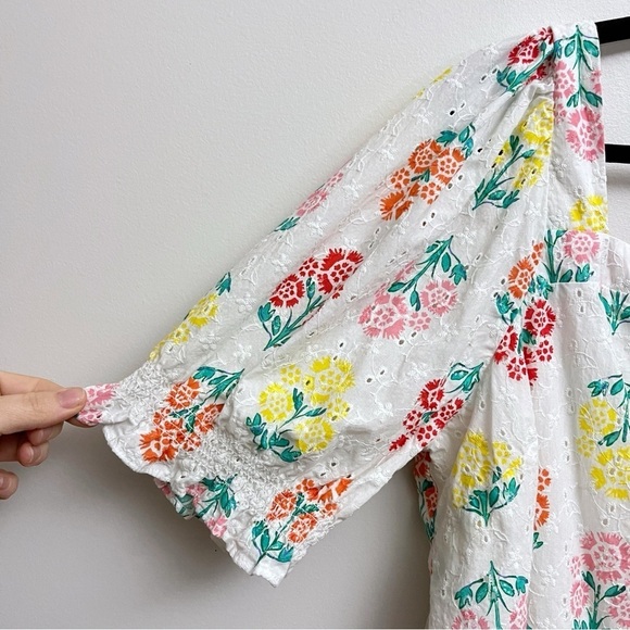 Draper James Women’s XXL Floral Multi Eyelet Embroidered Smocked Hem Blouse - Picture 3 of 7